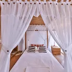 Agach Aparts-savran Villa