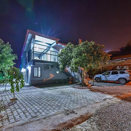 Agach Apartments-Milas-Bodrum Airport Bjv